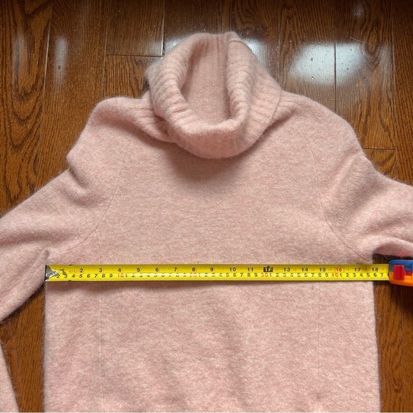 Aritzia Babaton Plutarch Pink Turtleneck Knit Alpaca Wool Sweater - Sz XS - Picture 13 of 15
